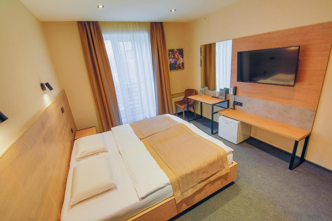 Sport Hotel 1 Черкассы Экстерьер фото